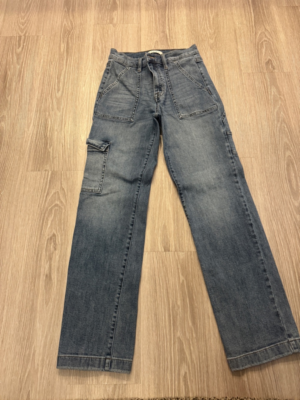 eunina Women's Medium Blue Straight-Leg Jeans